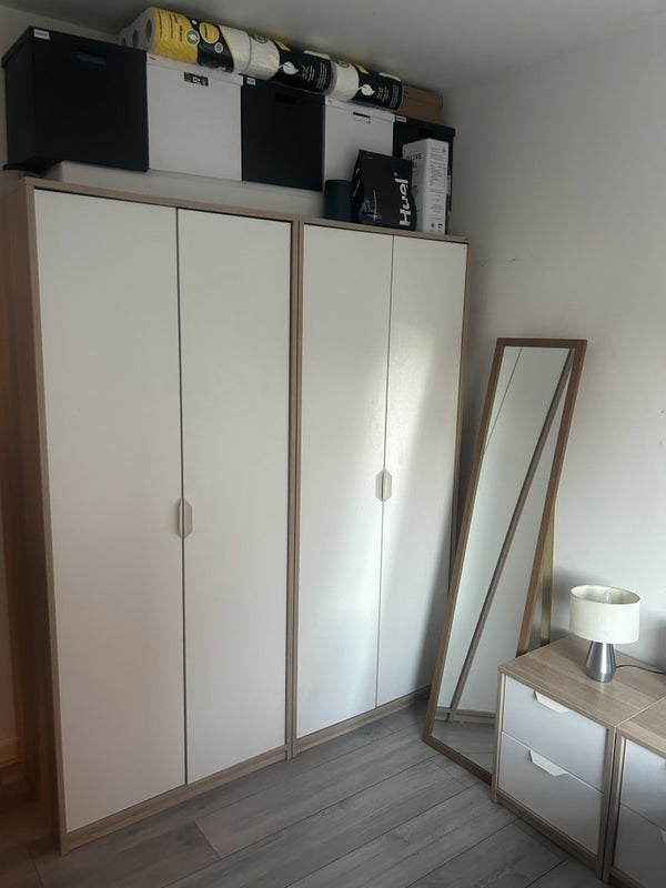 Room Western Avenue in Greater London