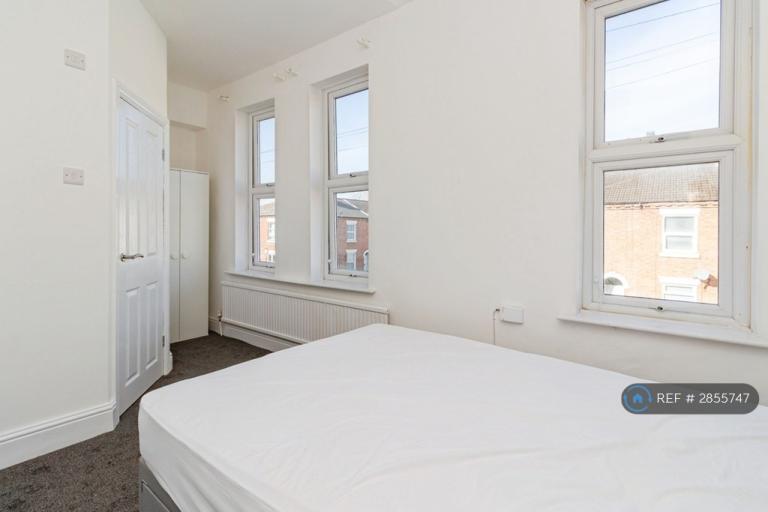 Room Marston Road in Stafford