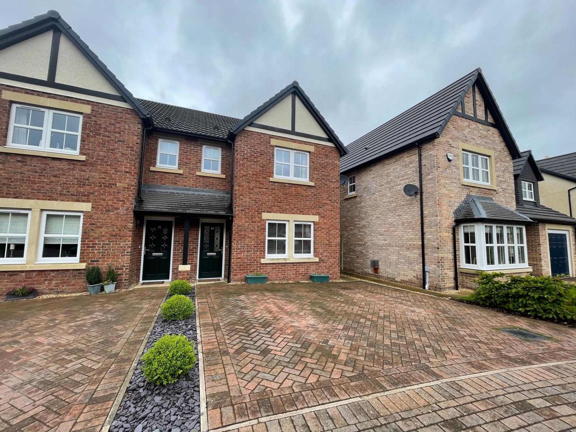 House Hadrian Way in Houghton