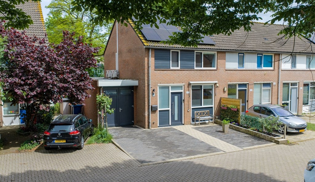 Huis Bronsgietersdonk 407 in Apeldoorn