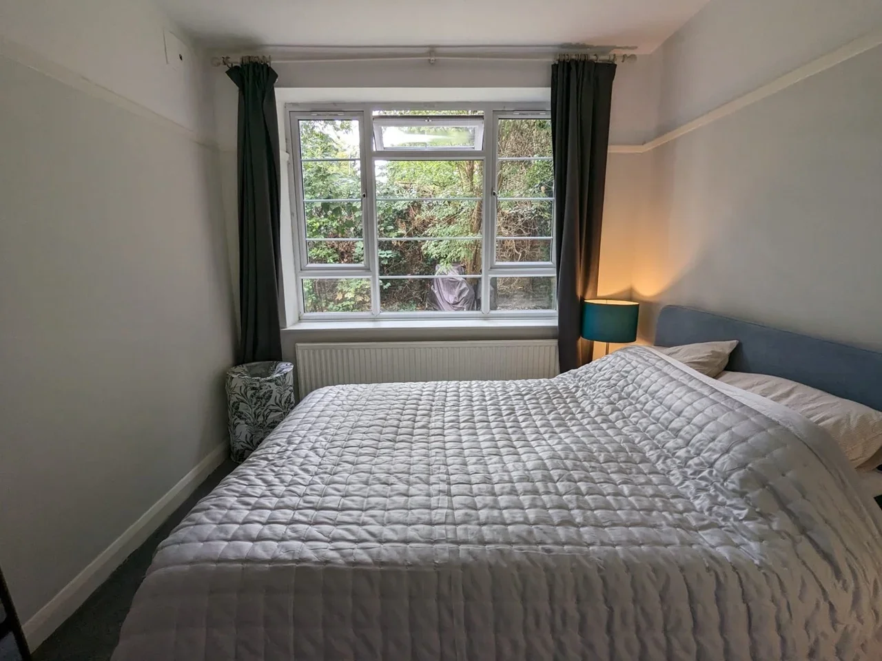 Flat Park Road in Greater London