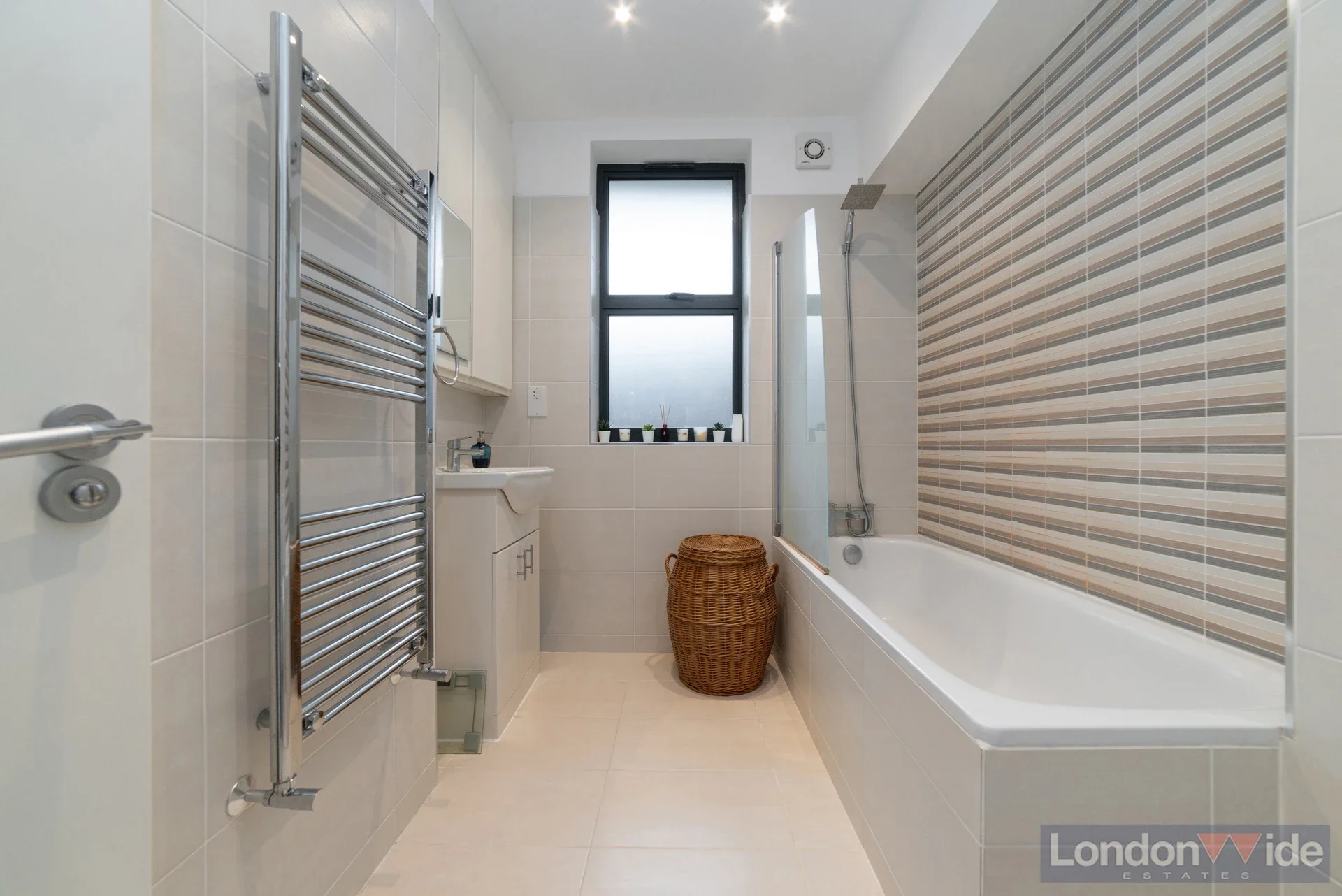 Flat Shirland Road in City of Westminster