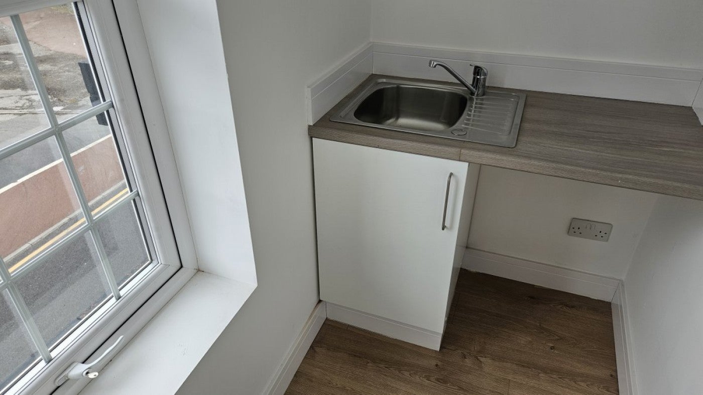 Flat School Walk in Doncaster