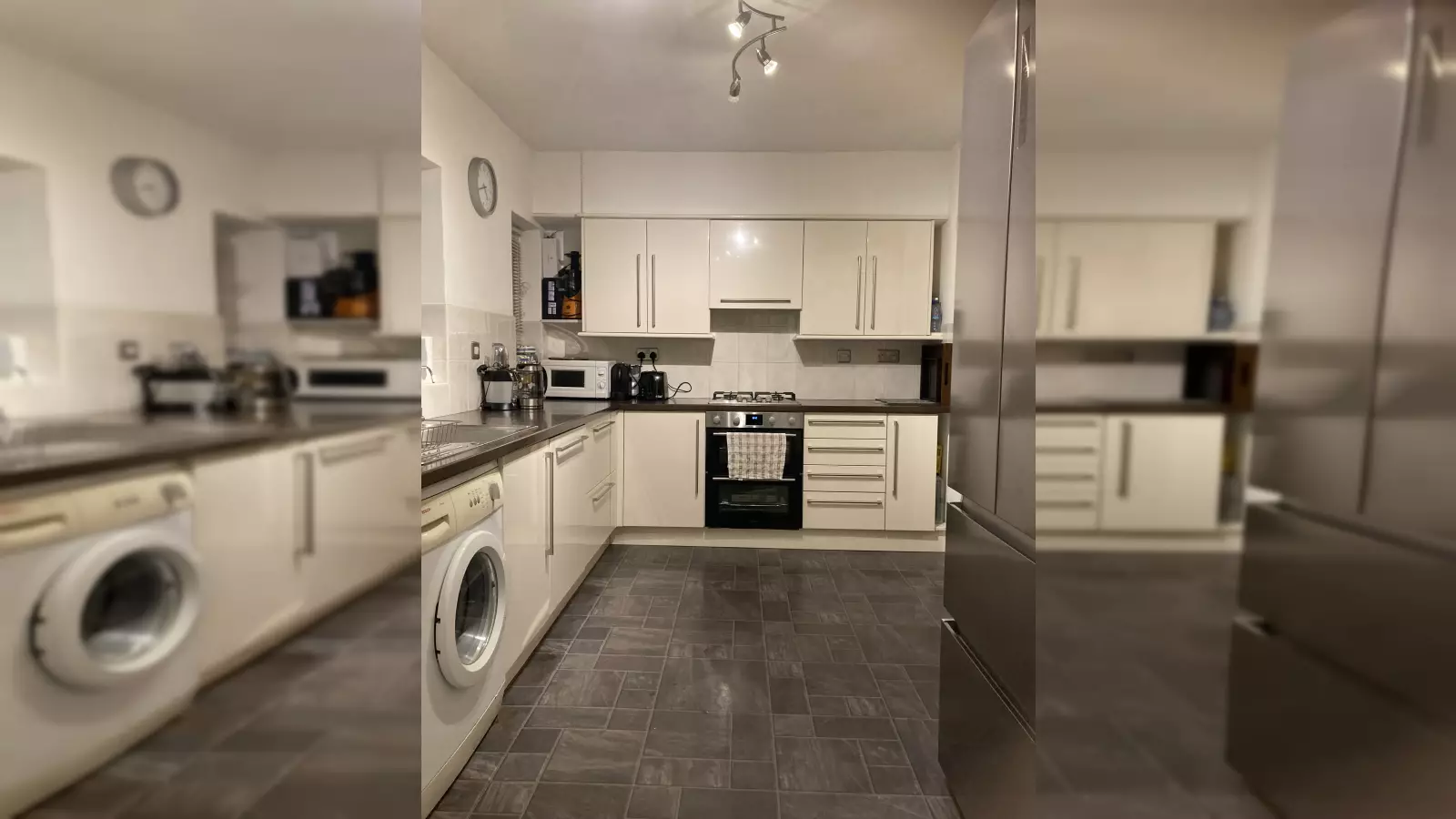 Flat Barnes Passage in Greater London