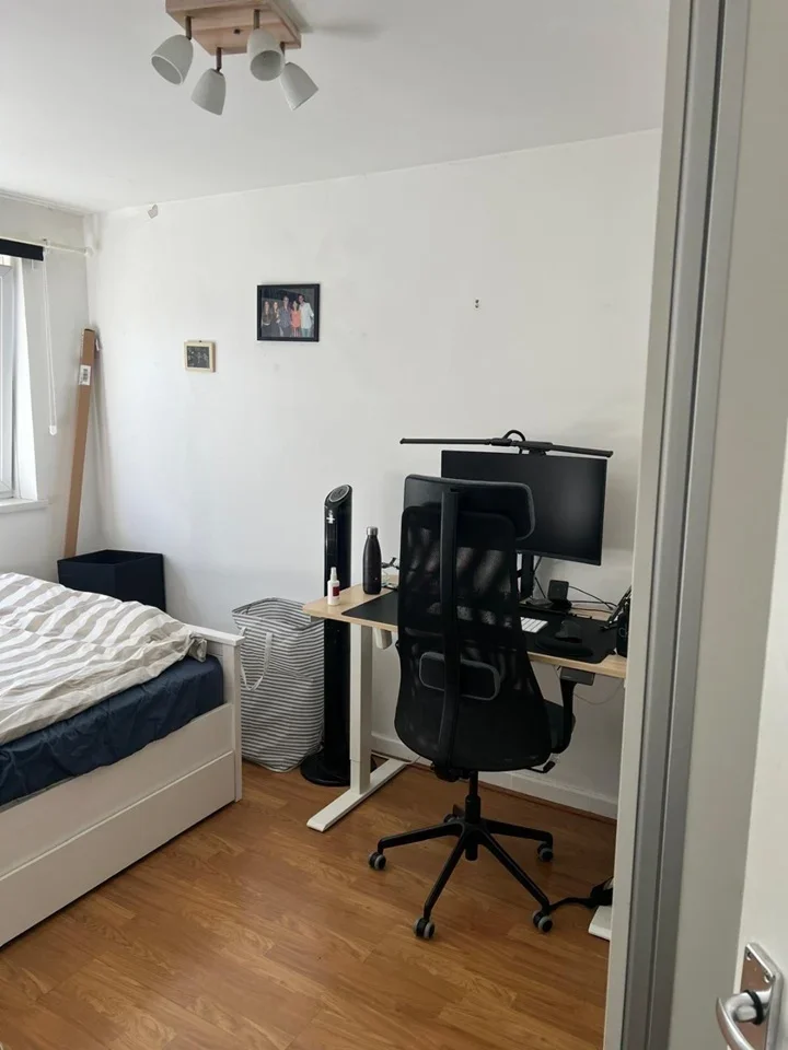 Room Forsyth Gardens in Greater London