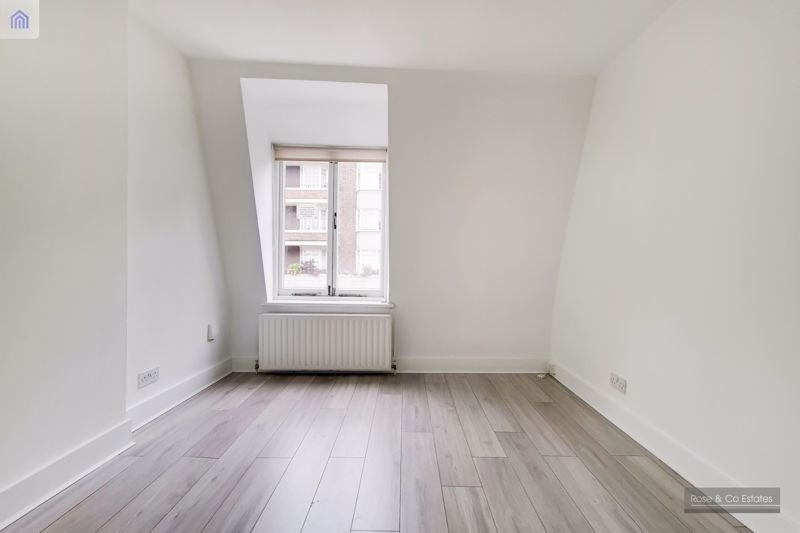 Flat Goldhurst Terrace in Greater London