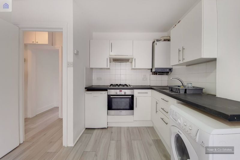 Flat Goldhurst Terrace in Greater London