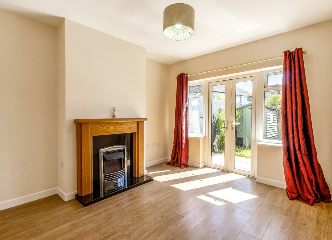 House Melmore Gardens in Cotswold District