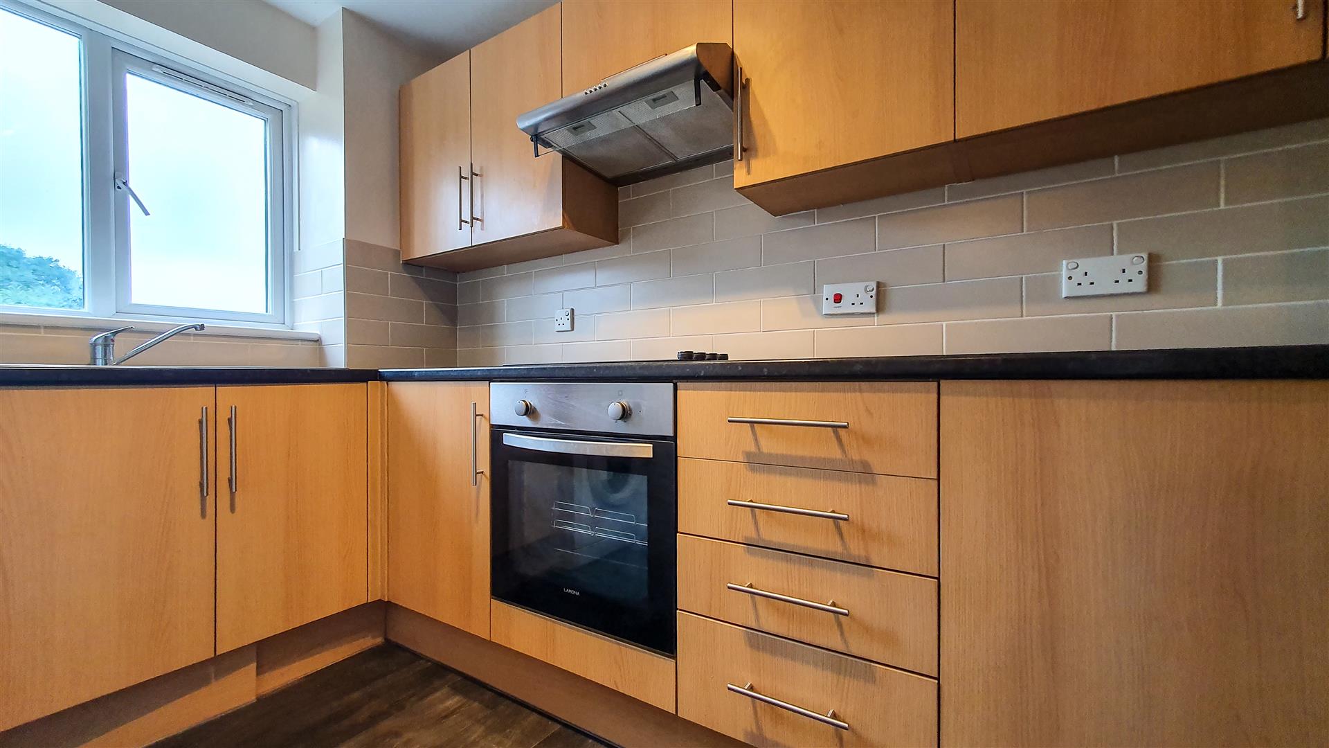 Flat Dehavilland Close in Greater London