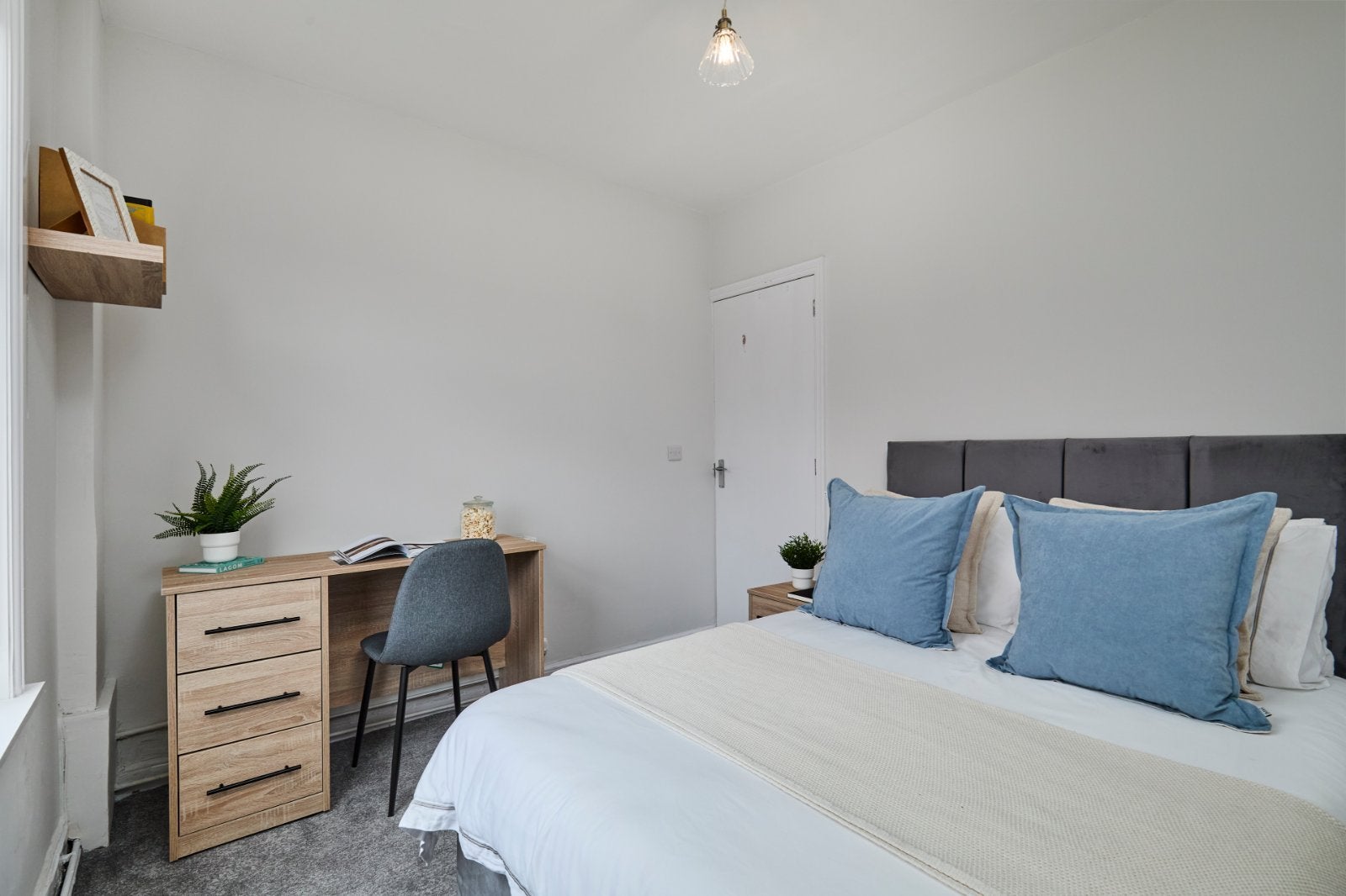 Room Back Wetherby Grove in Leeds