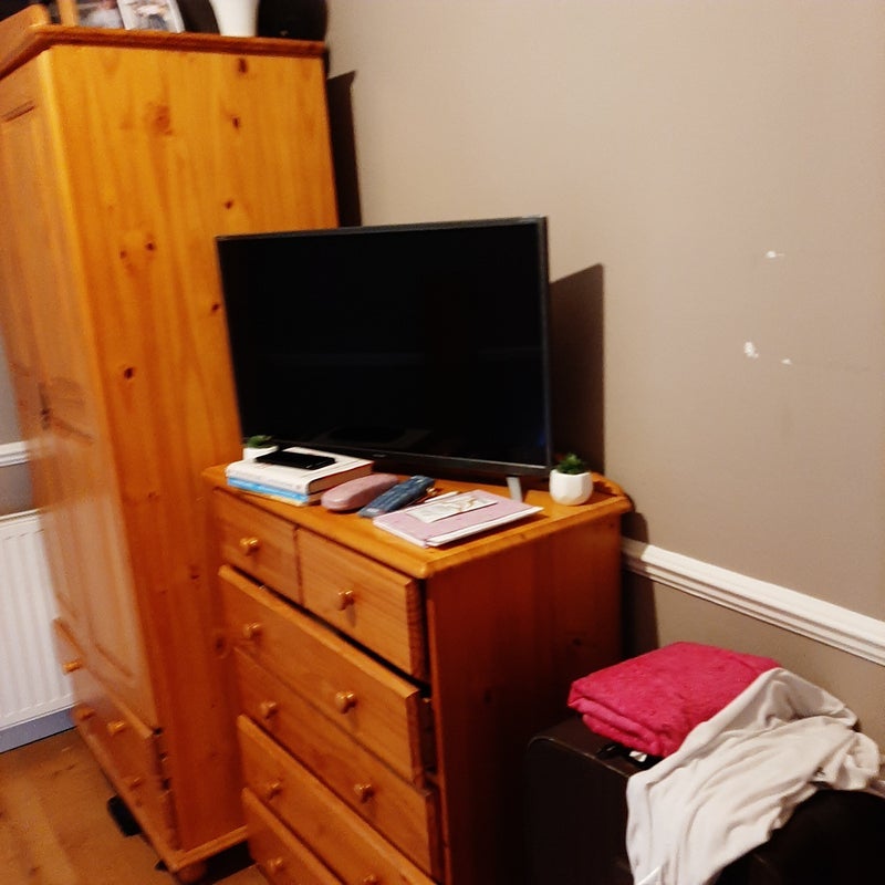 Room Jessamine Road in Greater London