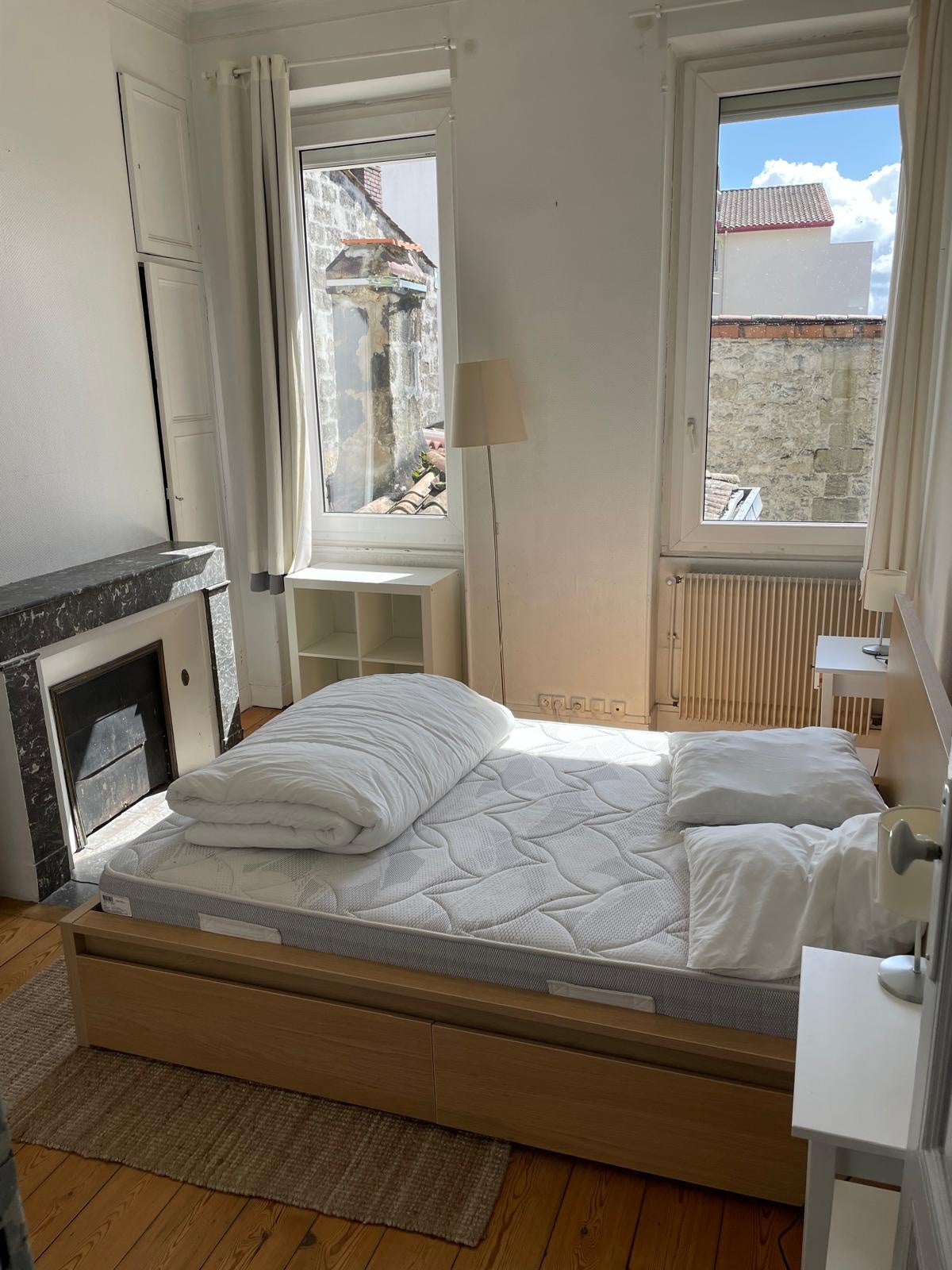 Flat Rue Vital Carles in Bordeaux