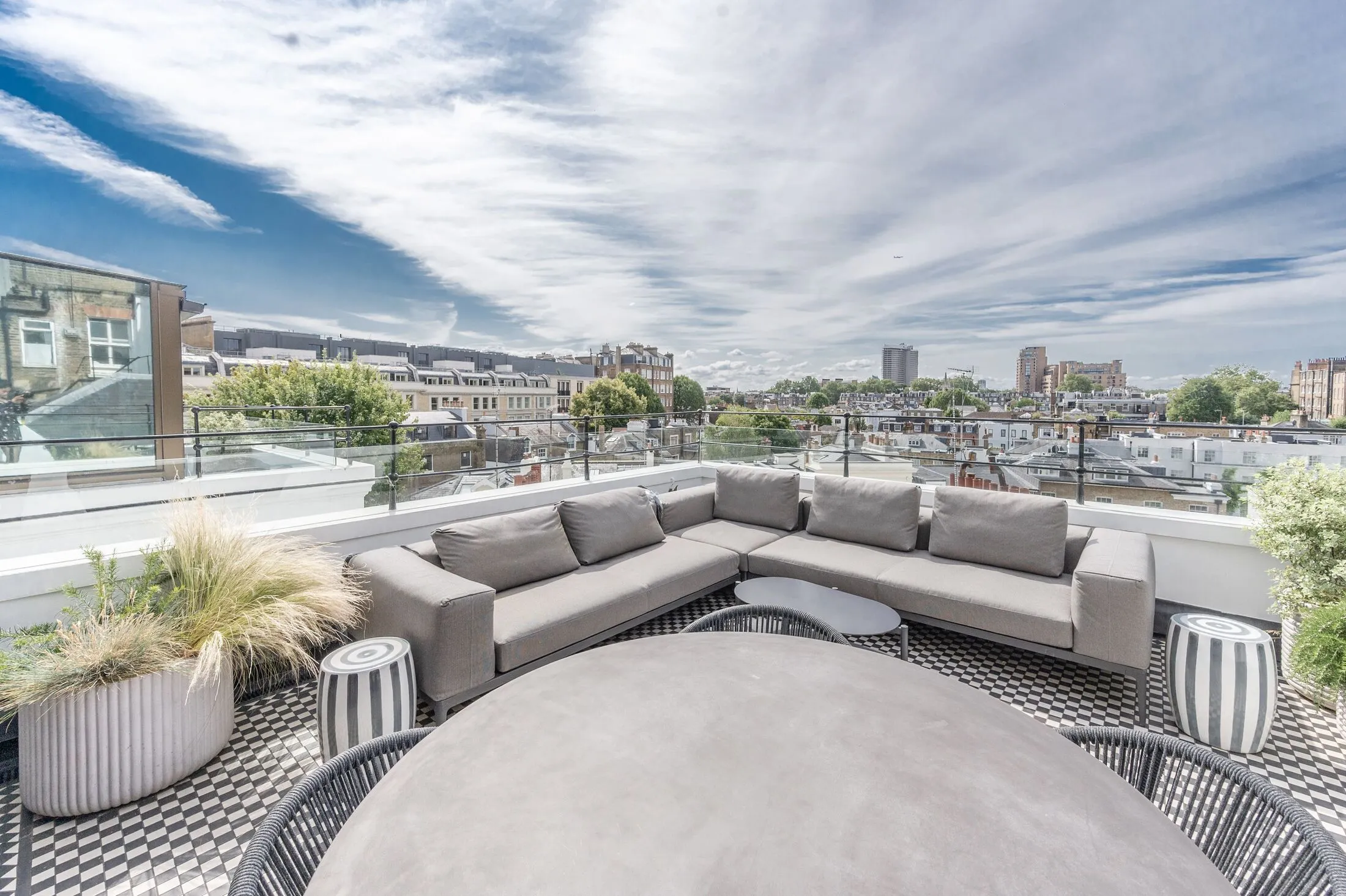 Flat Cambridge Place in Greater London