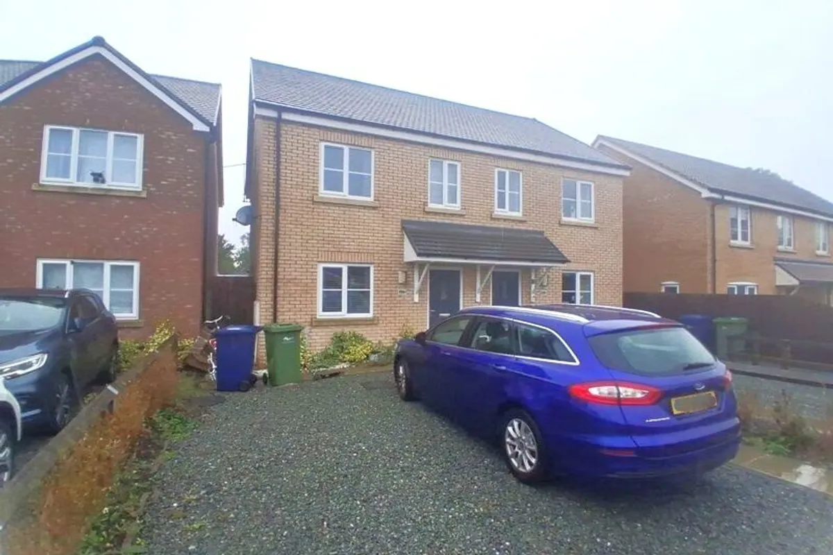 House Lake Close in Fenland District