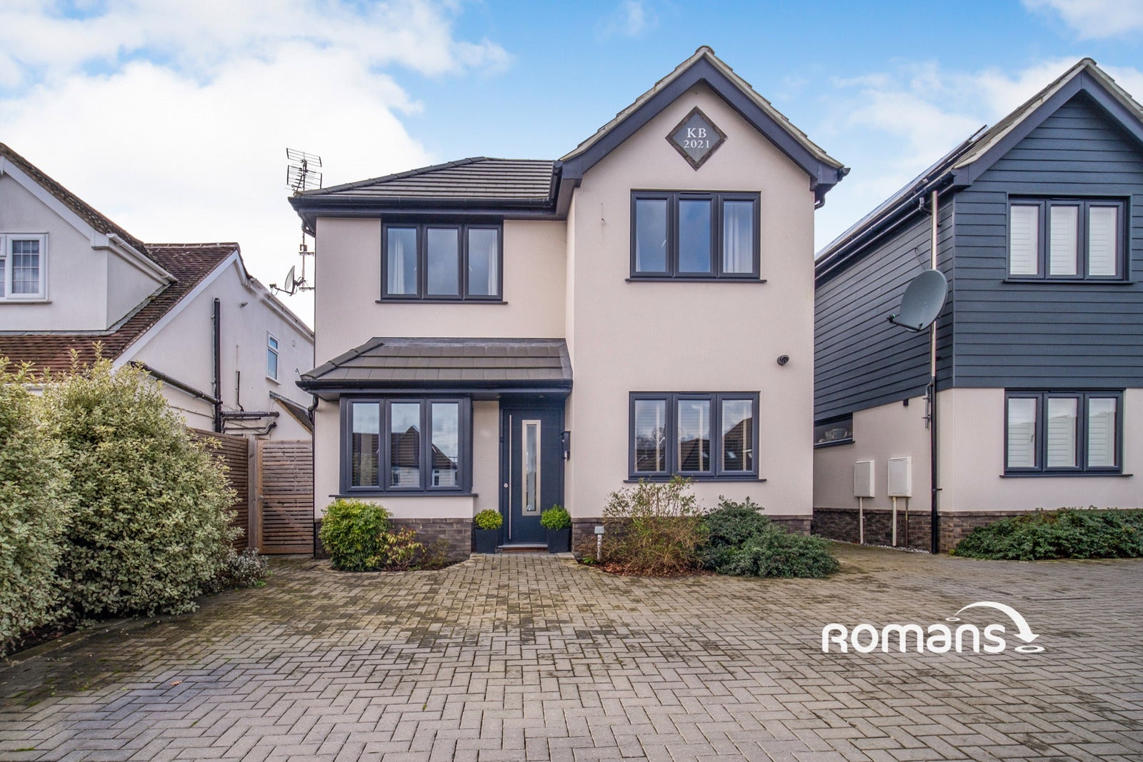 House Bearwood Road in Sindlesham