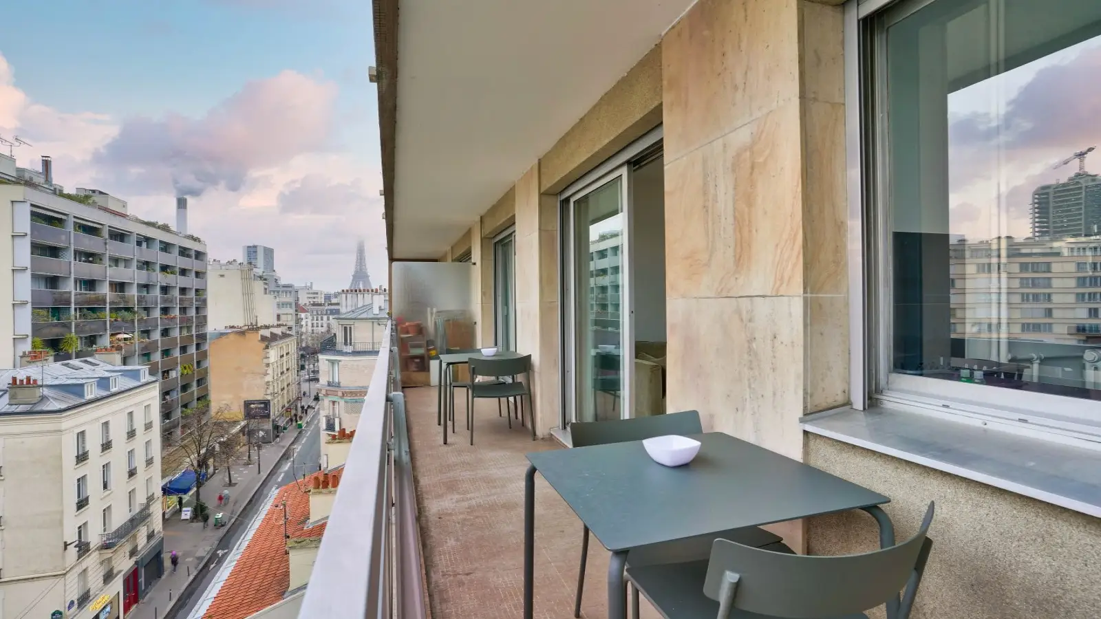 Appartement Rue Saint-Charles à Paris