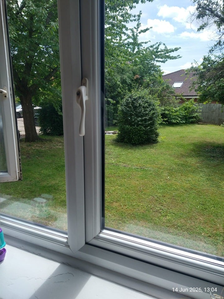 Flat Blacksmith Close in Greater London