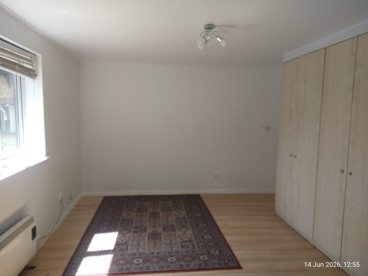 Flat Blacksmith Close in Greater London