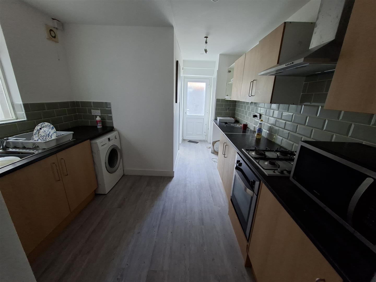 Flat Mackintosh Place in Cardiff