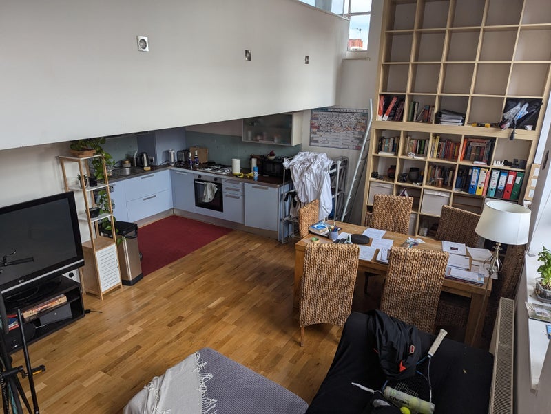 Room Gatton Road in Greater London