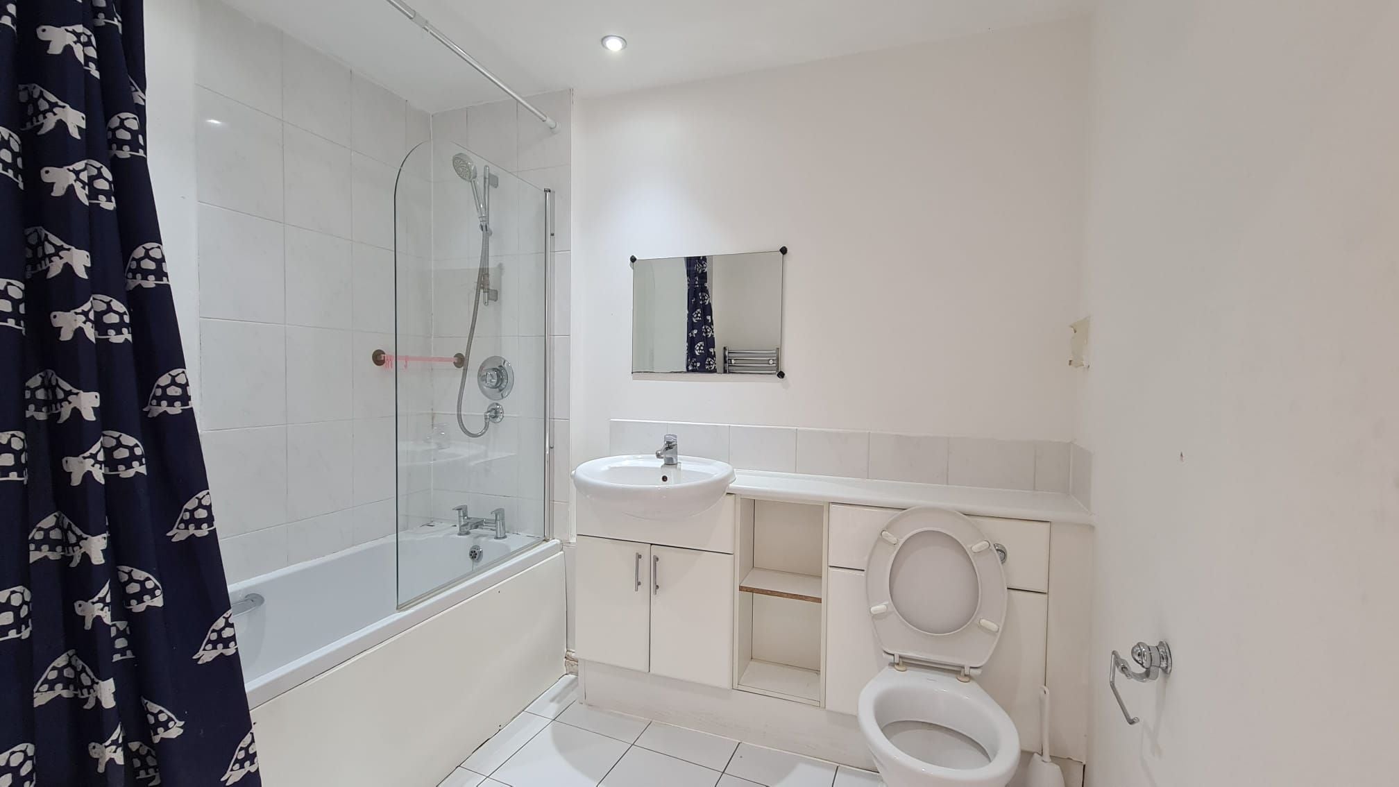 Flat Prince Regent Road in Greater London