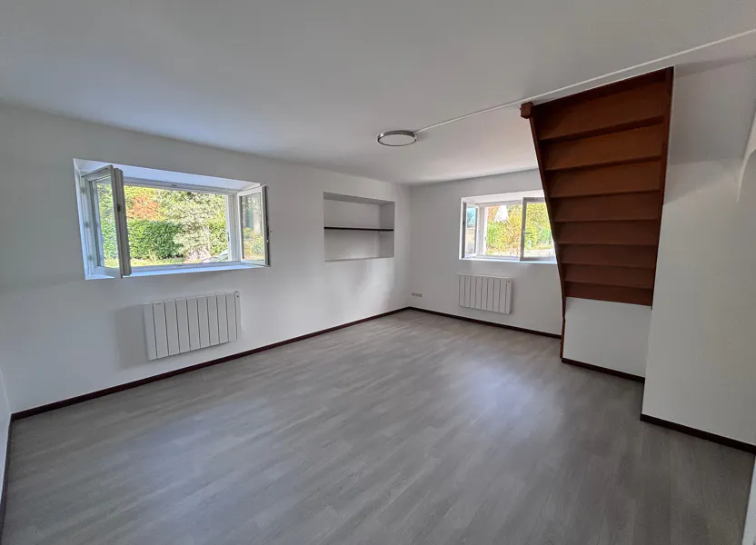 Flat Rue de la Mare Neuve in Le Perray-en-Yvelines