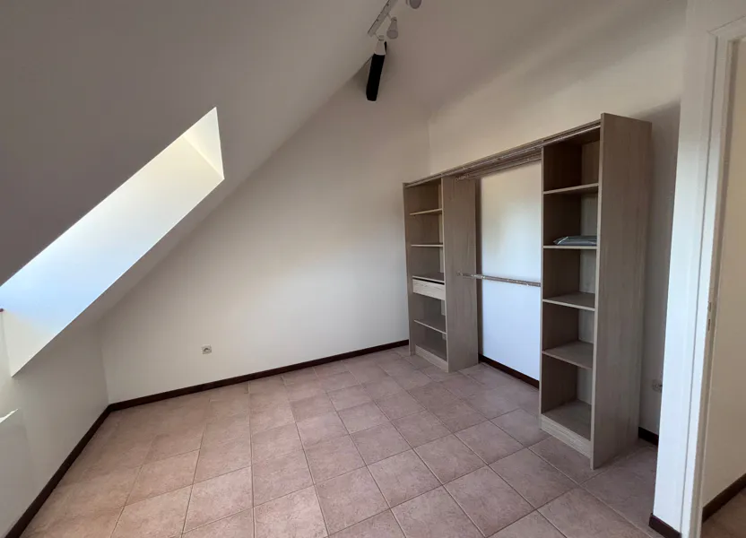 Flat Rue de la Mare Neuve in Le Perray-en-Yvelines