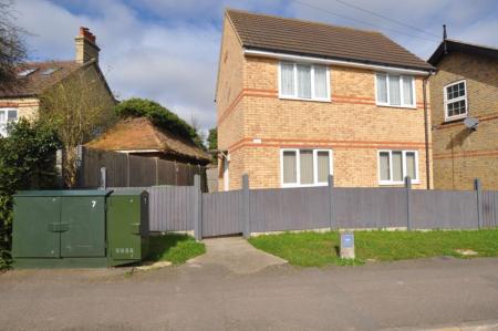 Flat Regent Street in Stotfold