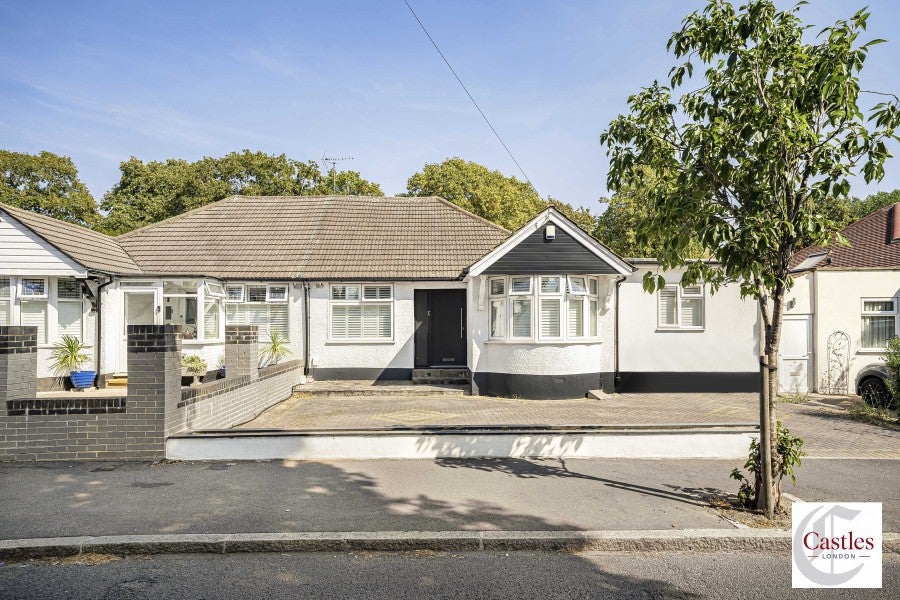House St Edmunds Road in Greater London