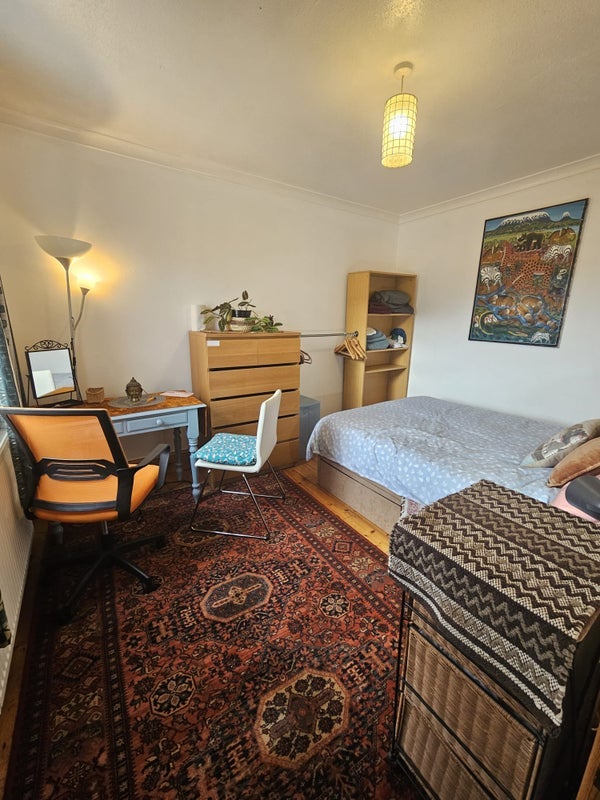 Room Cooperation Road in Bristol