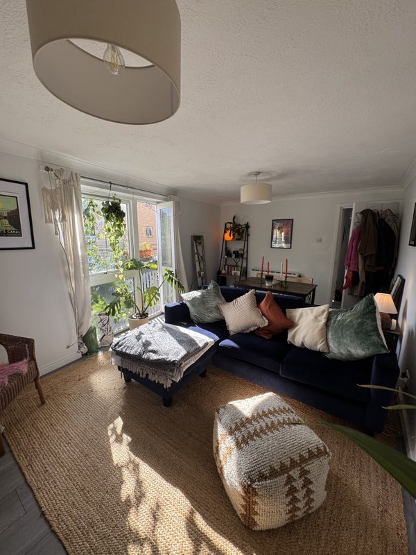 Room Well Street in Greater London