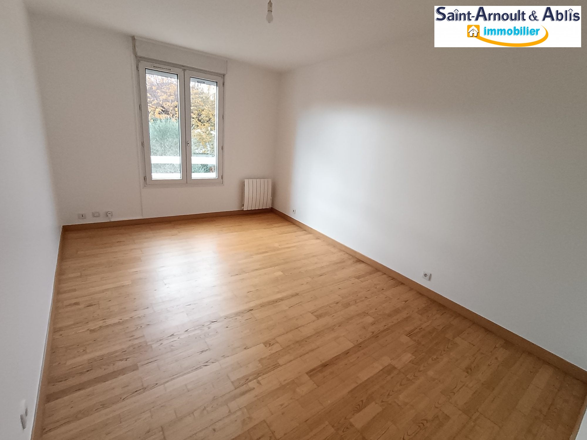 Appartement Rue de l'Isle à Saint-Arnoult-en-Yvelines