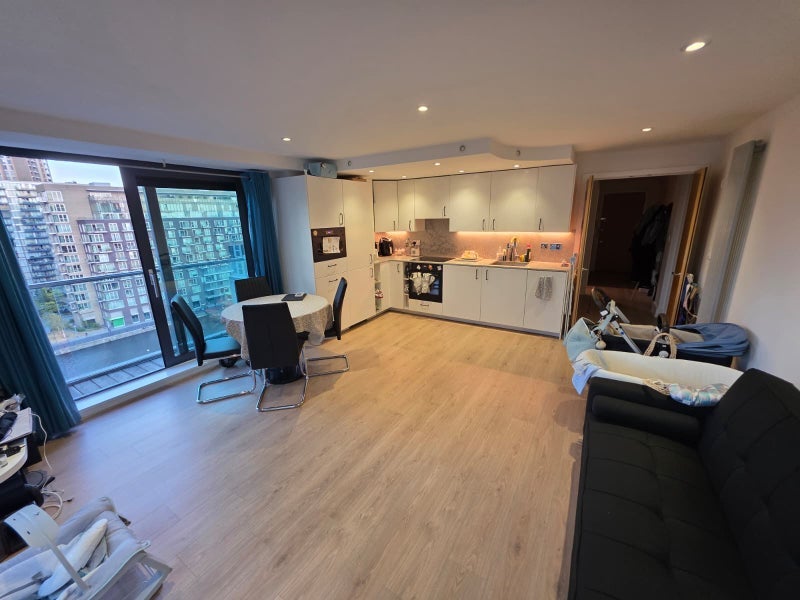 Room Millharbour in Greater London
