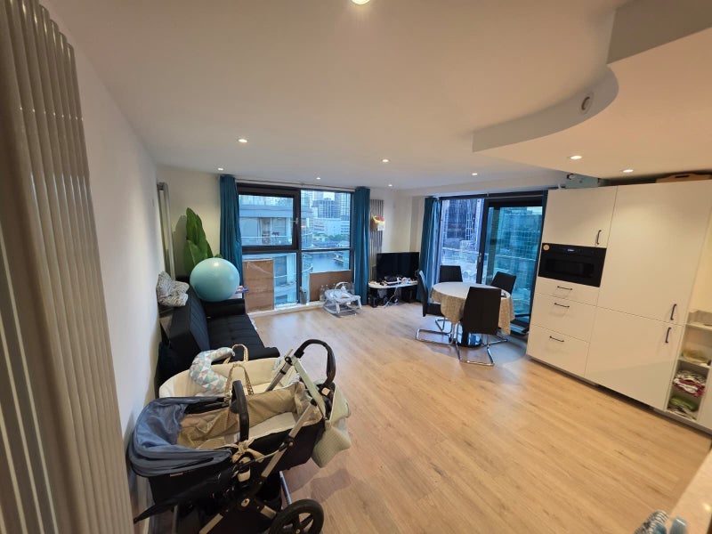 Room Millharbour in Greater London