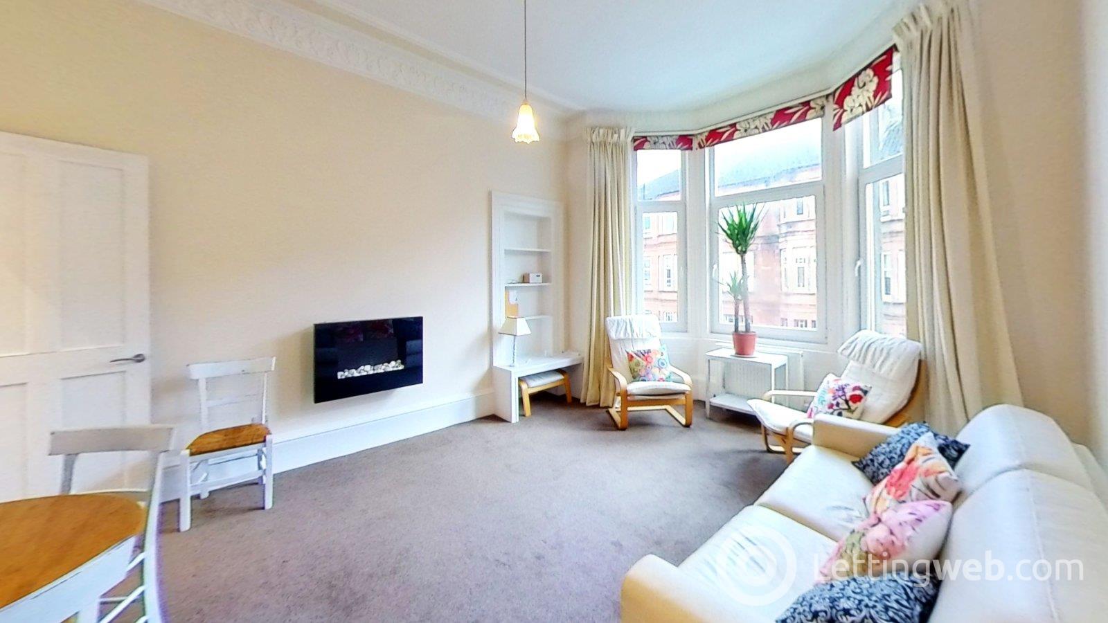 Flat Deanston Drive in Glasgow
