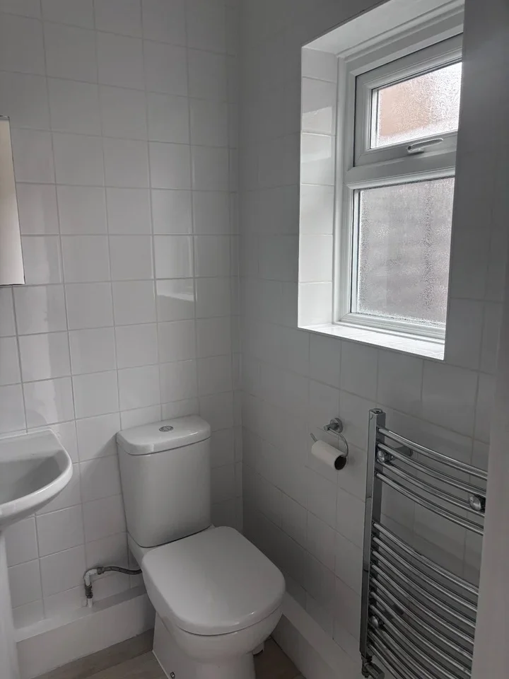 Flat Grenfell Road in Greater London