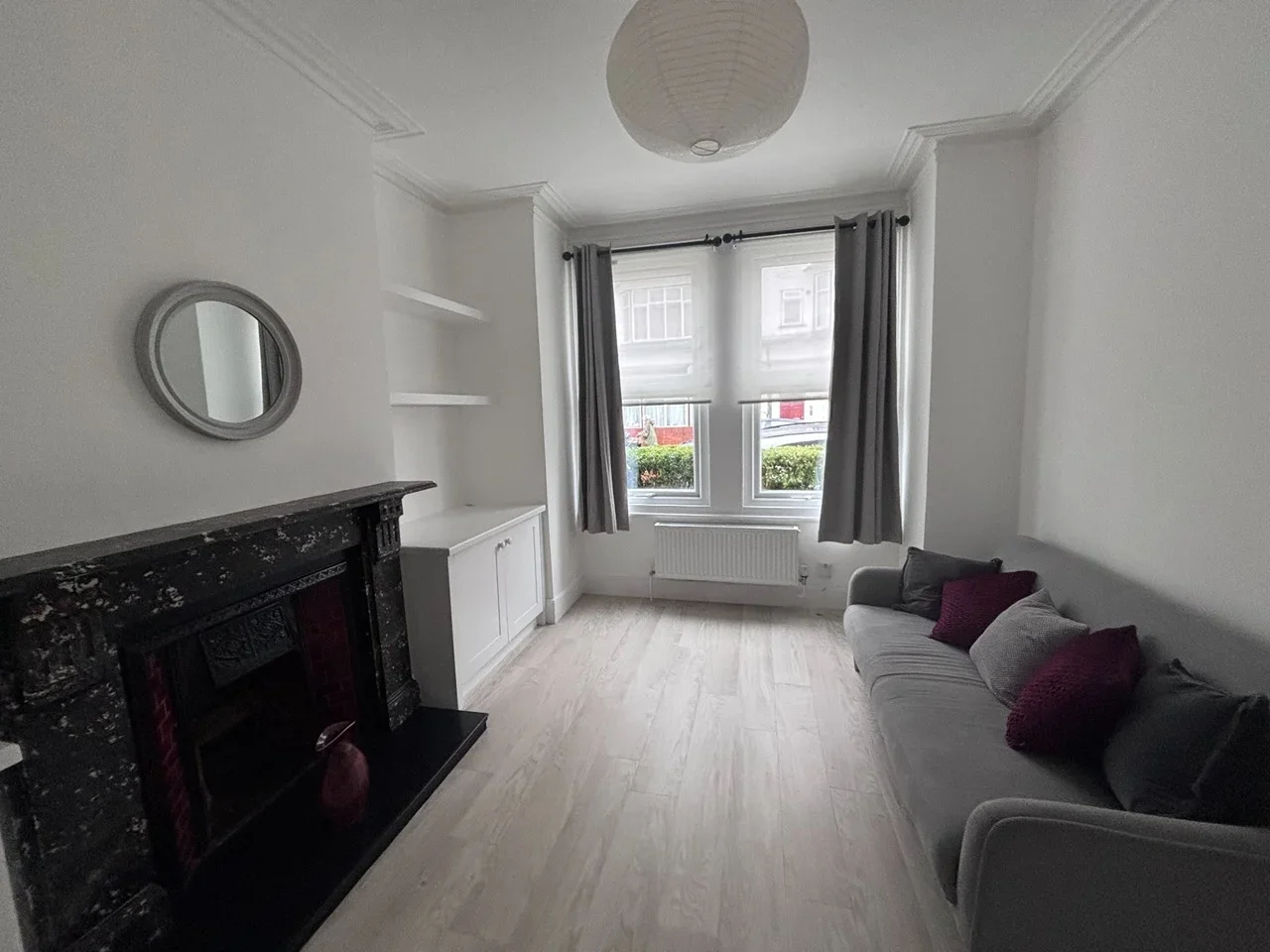Flat Grenfell Road in Greater London