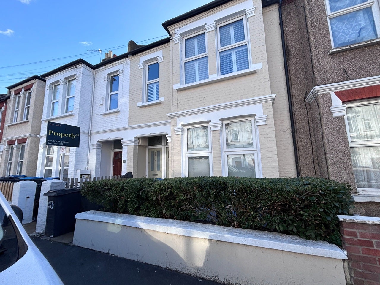 Flat Grenfell Road in Greater London