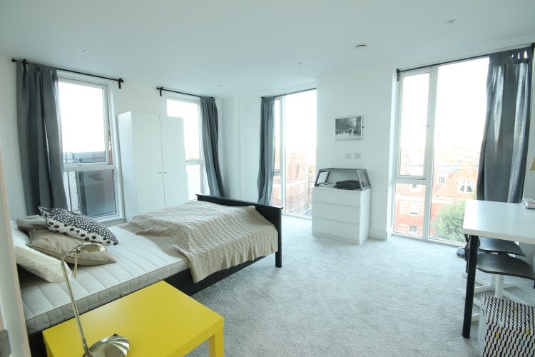 Flat Streatham Hill in Greater London