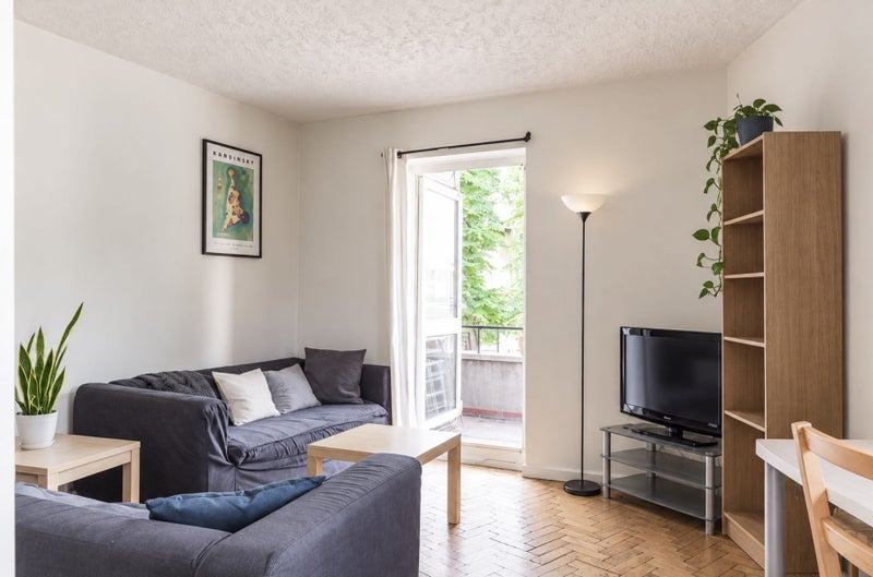 Room Gaskell Street in Greater London