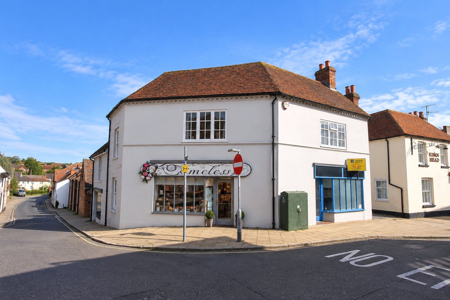 Flat Market Street in East Hampshire