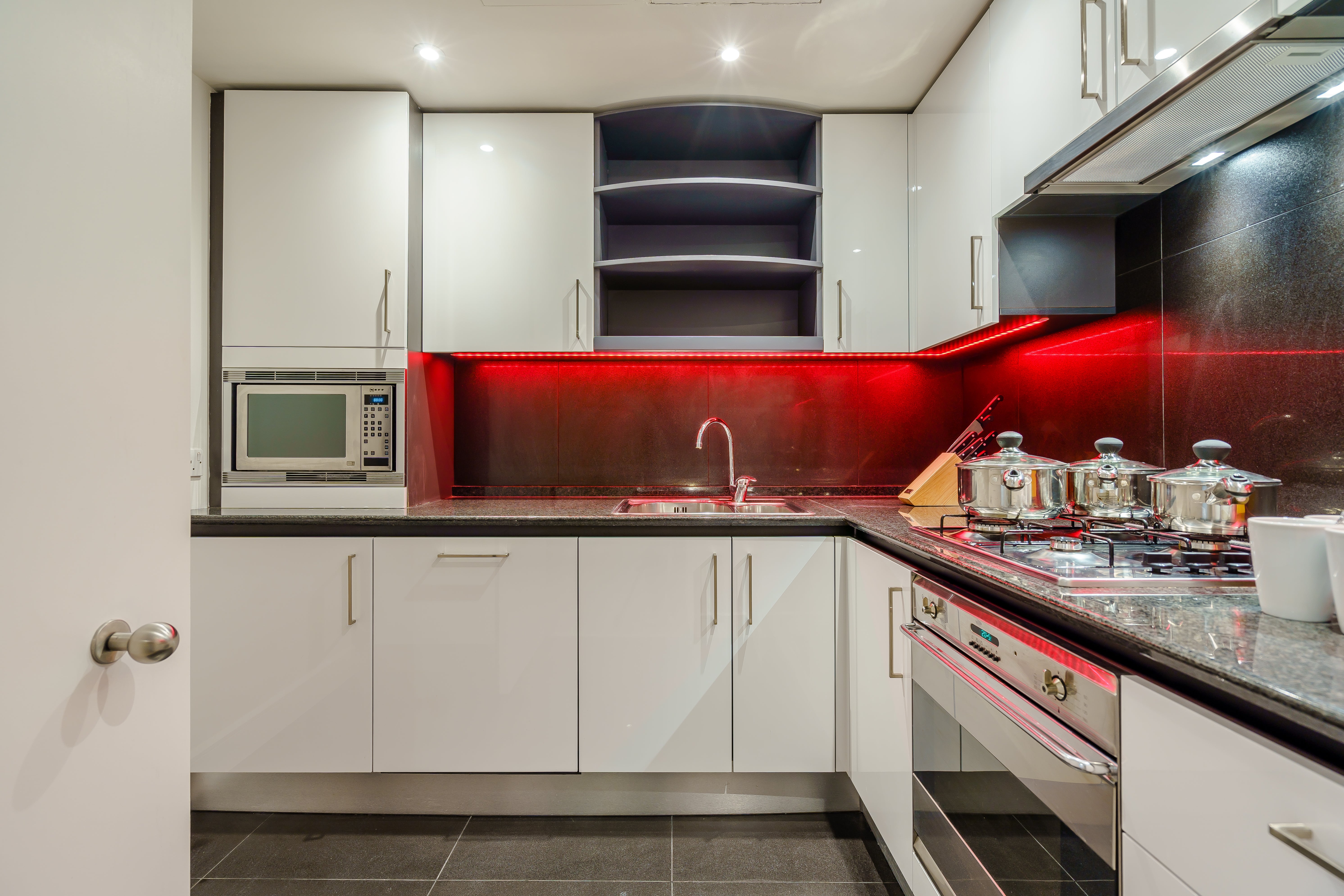 Flat Westferry Circus in Greater London