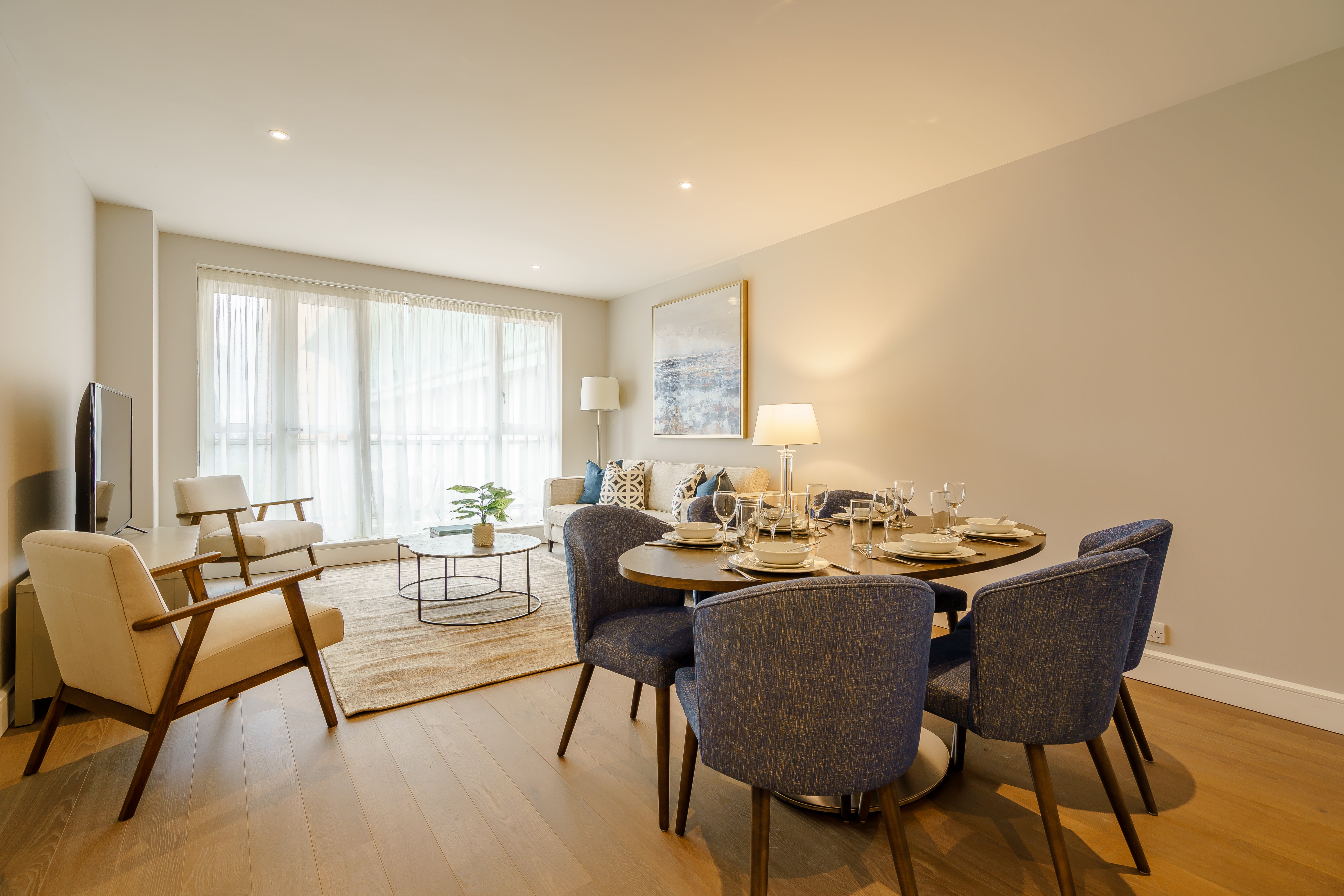 Flat Westferry Circus in Greater London