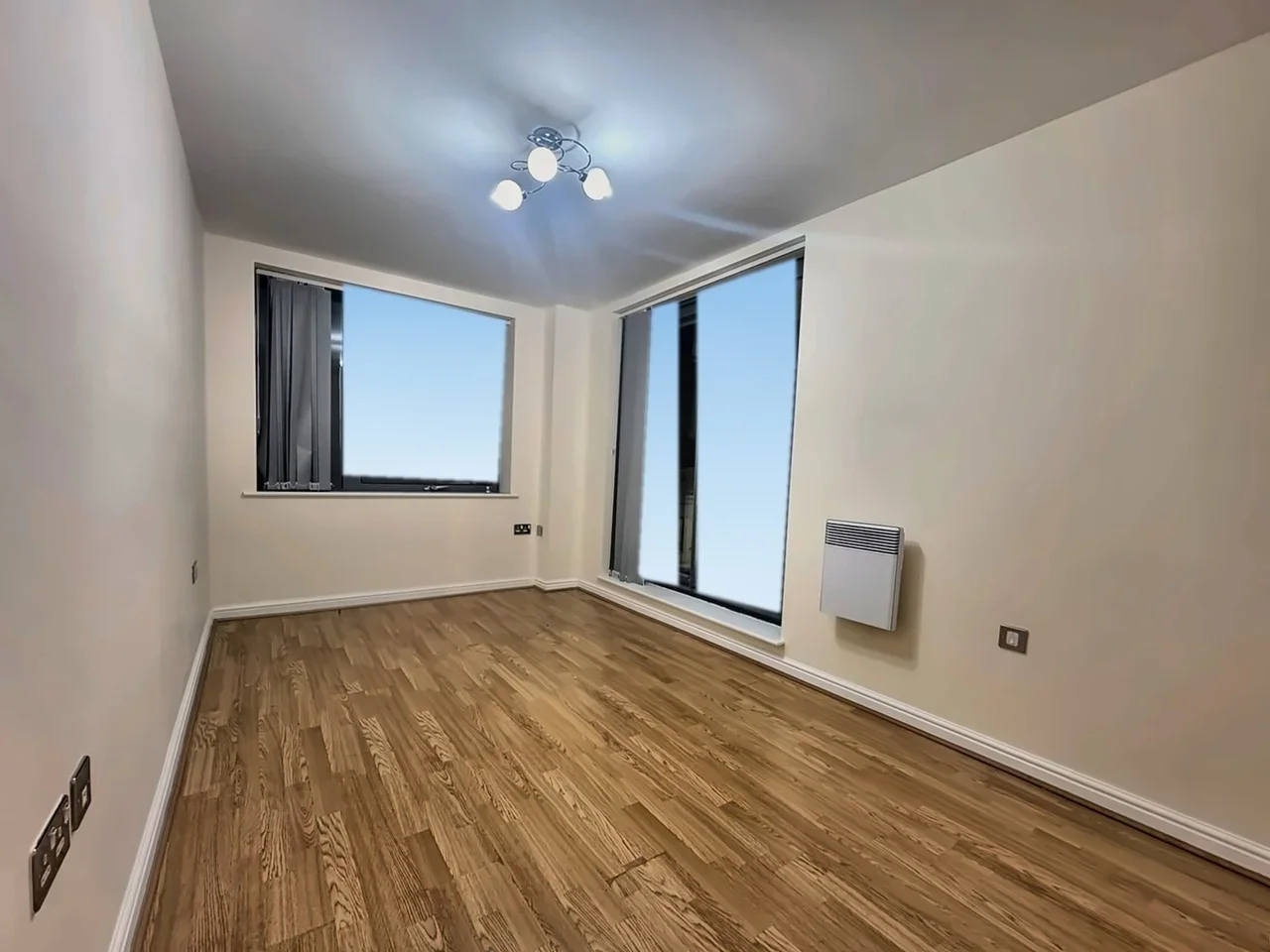 Flat Loates Lane in Watford