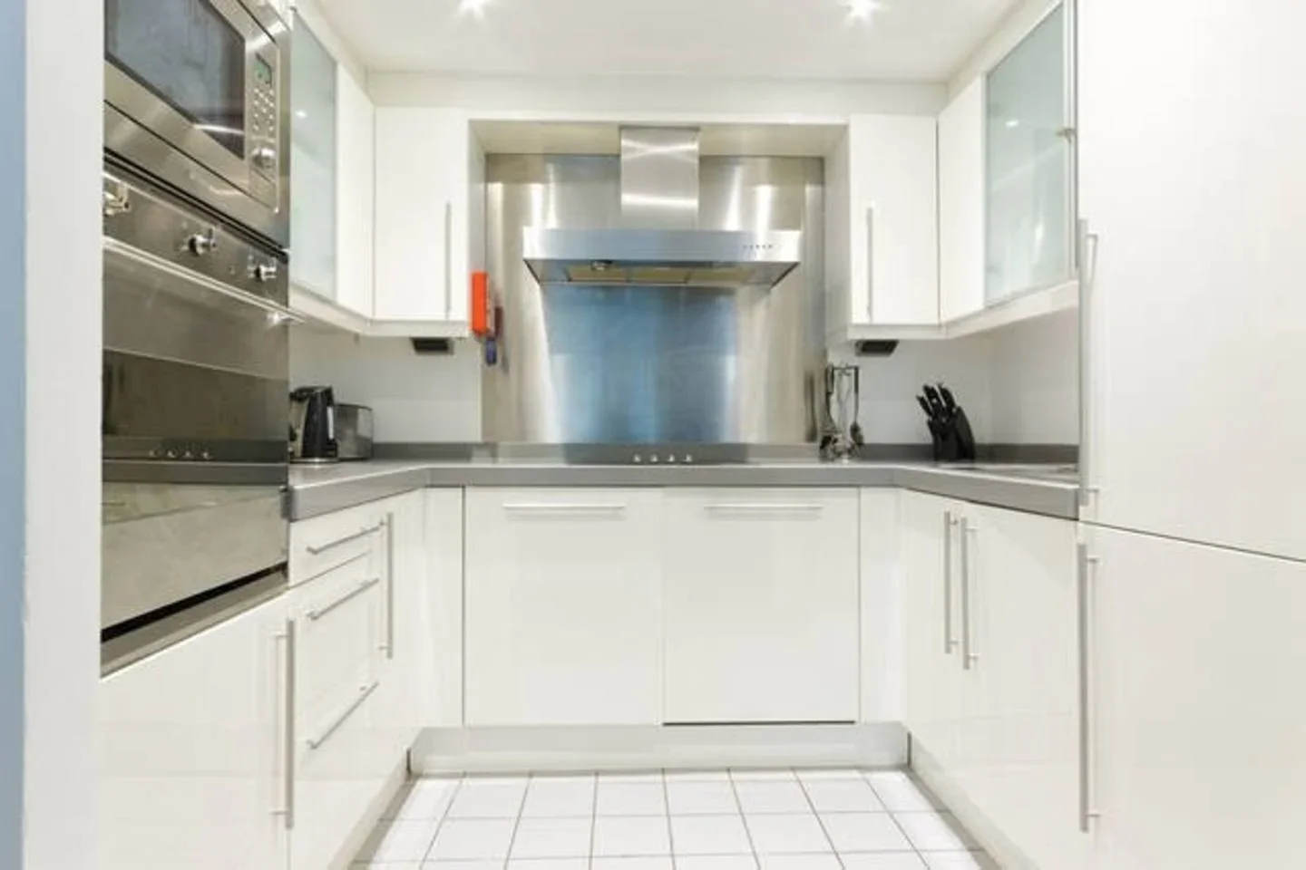 Flat Cassilis Road in Greater London