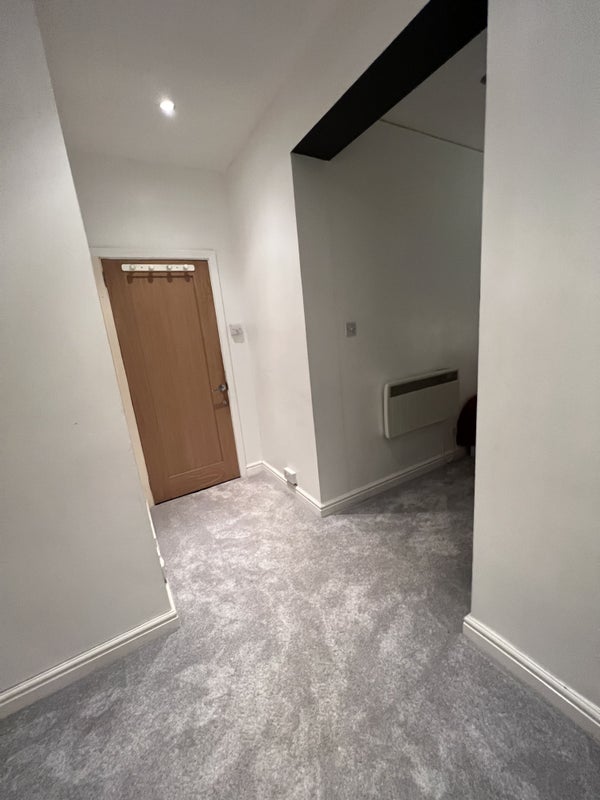Room Gorse Rise in Greater London