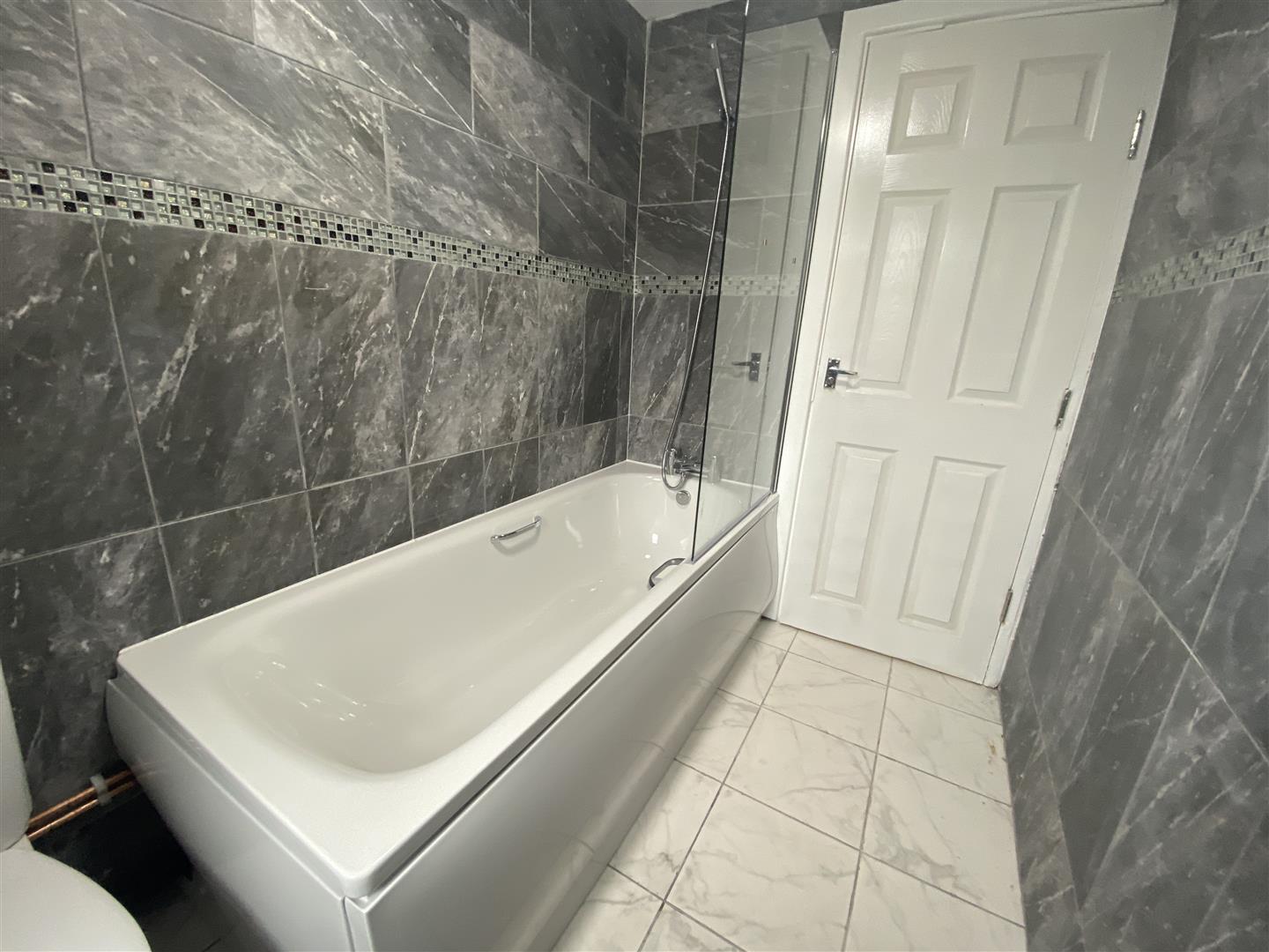 Flat Trentham Road in Stoke-on-Trent