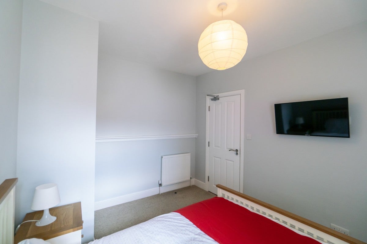 Room Caversham Road in Reading