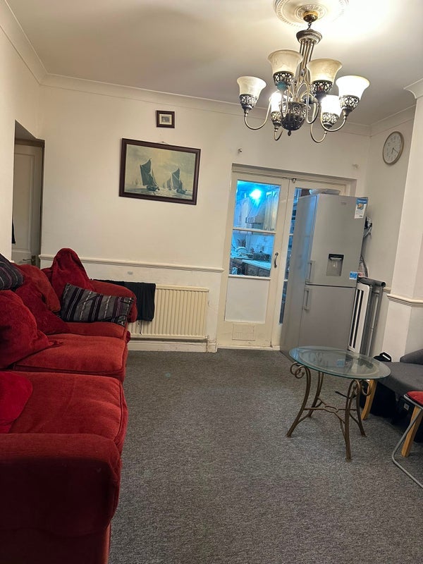 Room Perth Road in Greater London