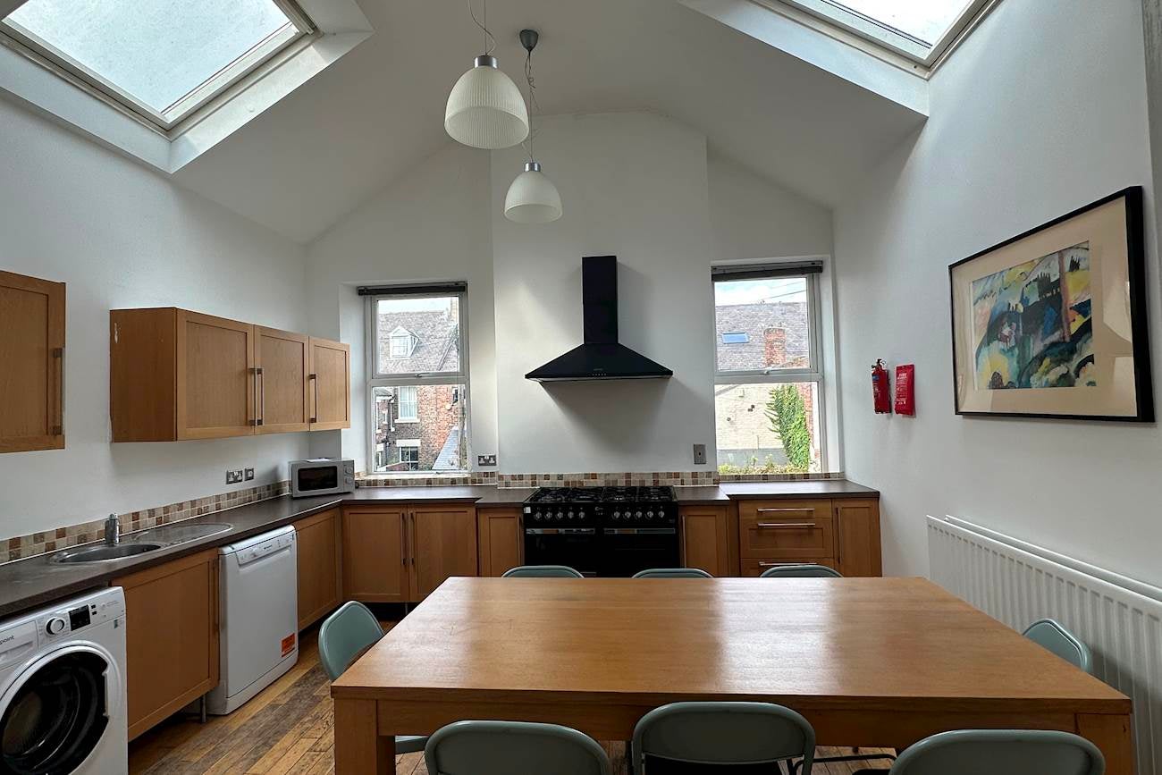Room Osborne Avenue in Newcastle upon Tyne